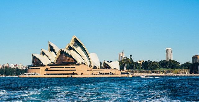 Sydney Travel Guide: Essential Tips, Attractions, and Experiences for Your Australian Adventure